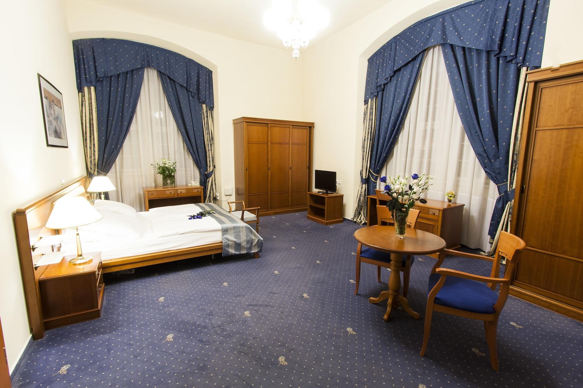 Hotel Modra Ruze Prague Luaran gambar