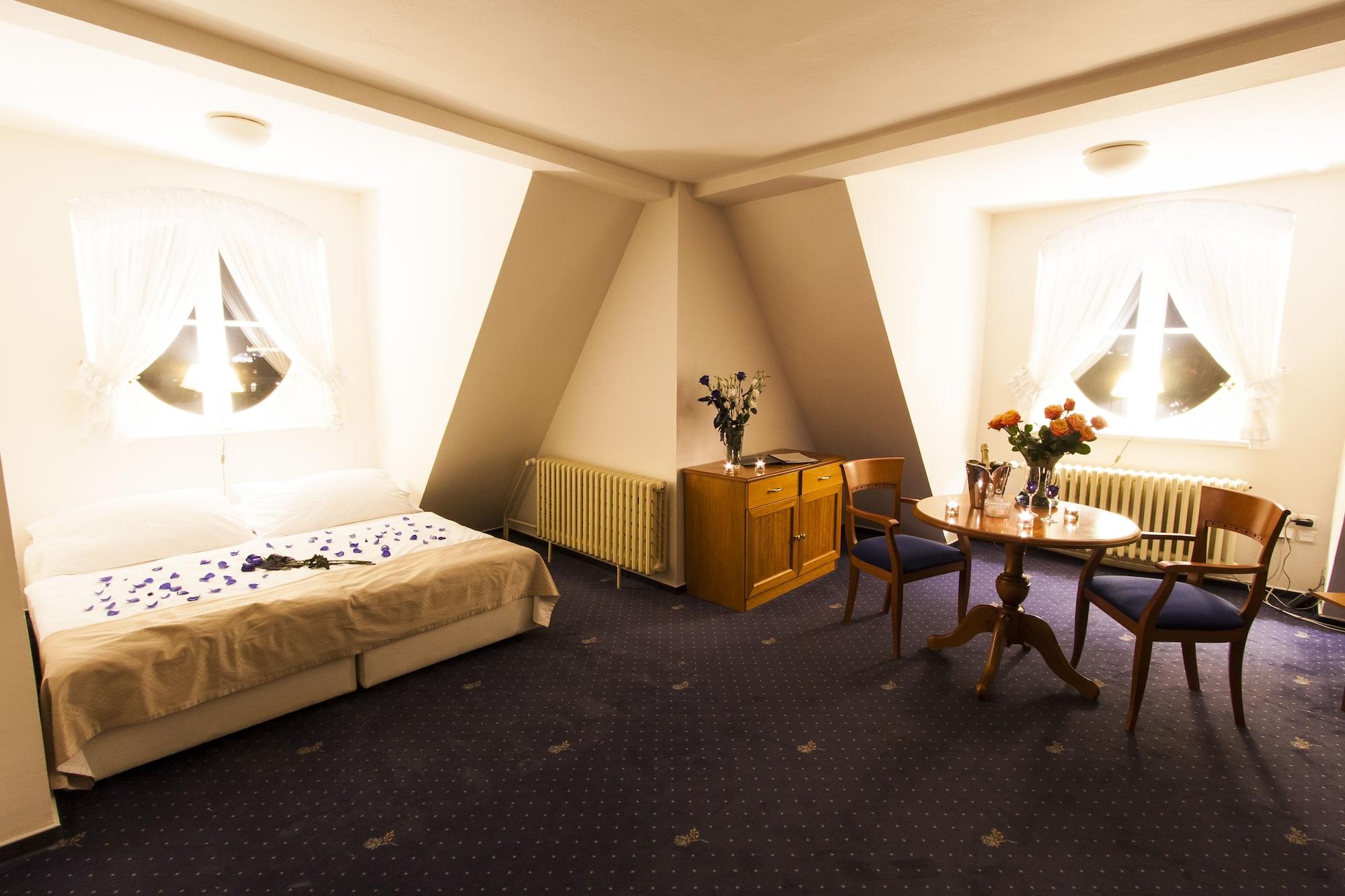 Hotel Modra Ruze Prague Luaran gambar