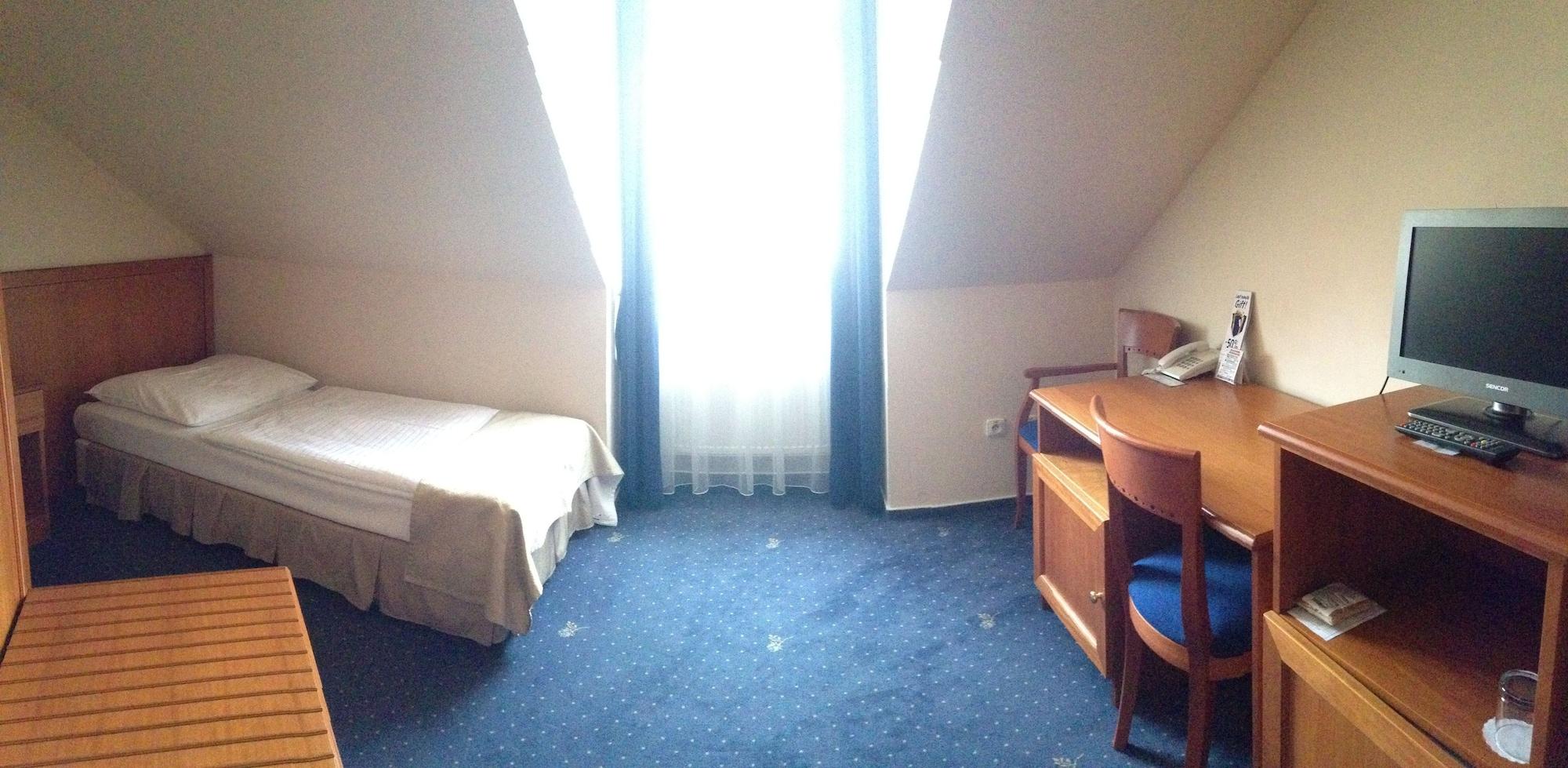 Hotel Modra Ruze Prague Luaran gambar