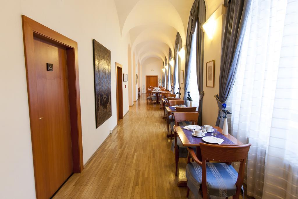 Hotel Modra Ruze Prague Luaran gambar